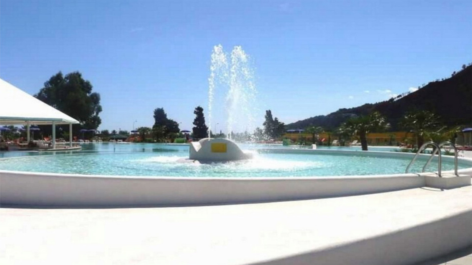 sunbeach-resort-lido-squillace-catanzaro-piscina-07